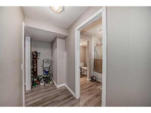 137 Willowmere Way, Chestermere, AB - Indoor Photo Showing Other Room