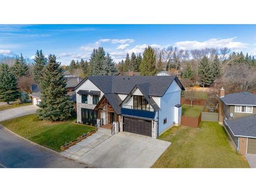 1116 Varsity Estates Drive Nw, Calgary, AB - Outdoor With Facade