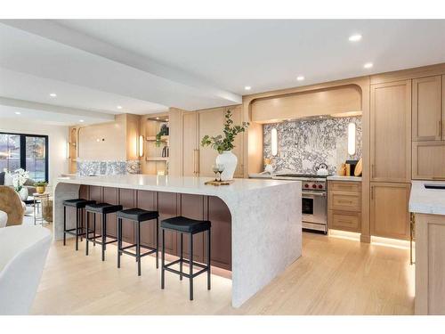 1116 Varsity Estates Drive Nw, Calgary, AB - Indoor Photo Showing Kitchen With Upgraded Kitchen