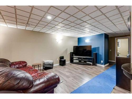 7403 Hunterhaven Place Nw, Calgary, AB - Indoor