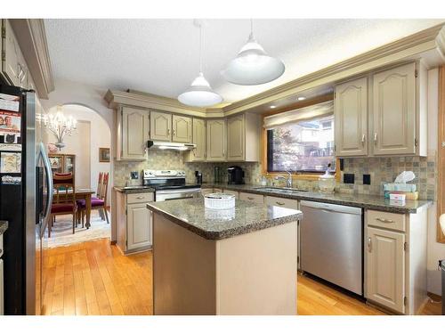 52 Arbour Ridge Way Nw, Calgary, AB - Indoor Photo Showing Kitchen With Stainless Steel Kitchen