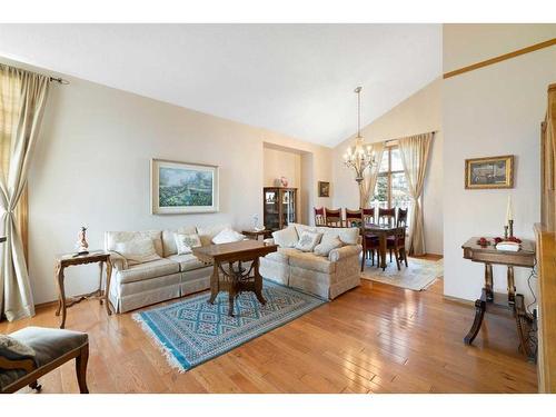 52 Arbour Ridge Way Nw, Calgary, AB - Indoor Photo Showing Living Room