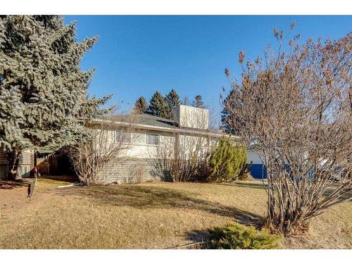 132 42 Avenue Nw, Calgary, AB - Outdoor