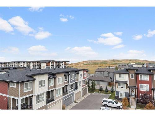 408-35 Walgrove Se, Calgary, AB - Outdoor