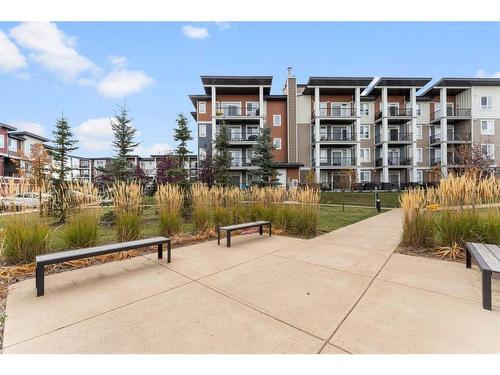 408-35 Walgrove Se, Calgary, AB - Outdoor With Facade