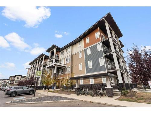 408-35 Walgrove Se, Calgary, AB - Outdoor With Facade