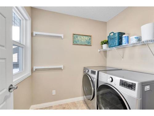 333 Clydesdale Way, Cochrane, AB - Indoor Photo Showing Laundry Room