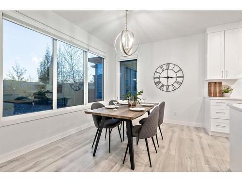 21 Cimarron Estates, Okotoks, AB - Indoor Photo Showing Dining Room