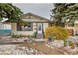 2419 39 Street SE Calgary, AB T2N 1A8