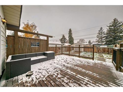 2419 39 Street Se, Calgary, AB - Outdoor With Exterior