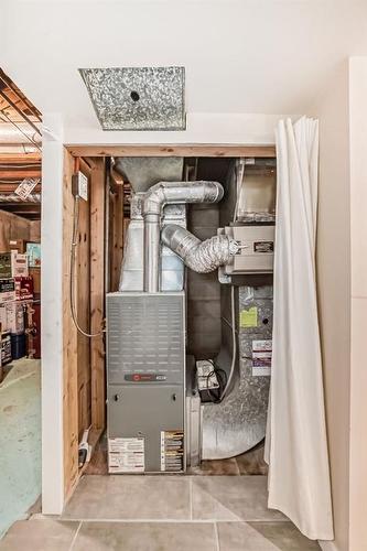 2419 39 Street Se, Calgary, AB - Indoor Photo Showing Basement