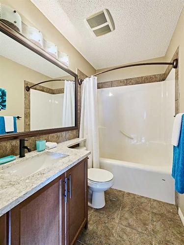 105 Aspen Stone Road Sw, Calgary, AB - Indoor Photo Showing Bathroom