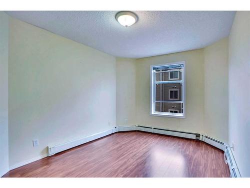 310-290 Shawville Way Se, Calgary, AB - Indoor Photo Showing Other Room