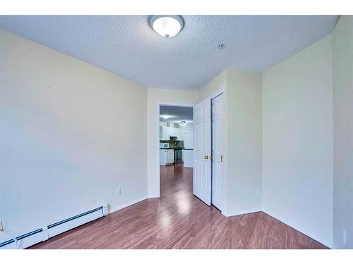 310-290 Shawville Way Se, Calgary, AB - Indoor Photo Showing Other Room