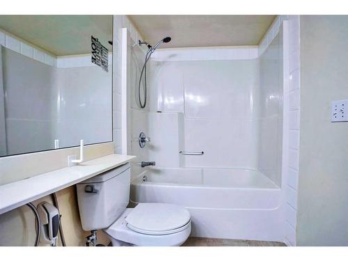 310-290 Shawville Way Se, Calgary, AB - Indoor Photo Showing Bathroom