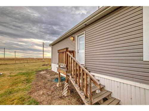 817 Highway, Rural Wheatland County, AB 