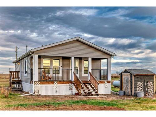 817 Highway, Rural Wheatland County, AB 