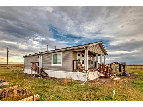 817 Highway, Rural Wheatland County, AB 