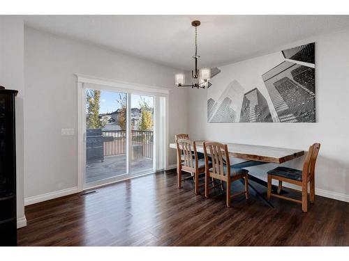 616 Reynolds Crescent Sw, Airdrie, AB - Indoor Photo Showing Dining Room