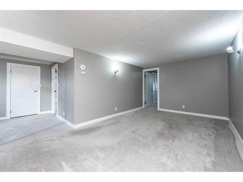 1420 43 Street Ne, Calgary, AB 