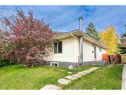 1420 43 Street NE Calgary, AB T2A 3L6