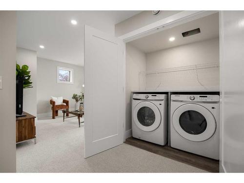 1-923 1 Avenue Nw, Calgary, AB - Indoor Photo Showing Laundry Room