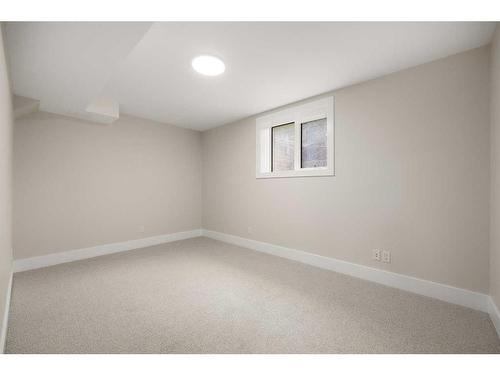 1-923 1 Avenue Nw, Calgary, AB - Indoor Photo Showing Other Room