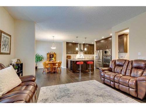 26 Mount Rae Terrace, Okotoks, AB - Indoor Photo Showing Living Room