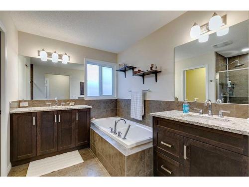 26 Mount Rae Terrace, Okotoks, AB - Indoor Photo Showing Bathroom