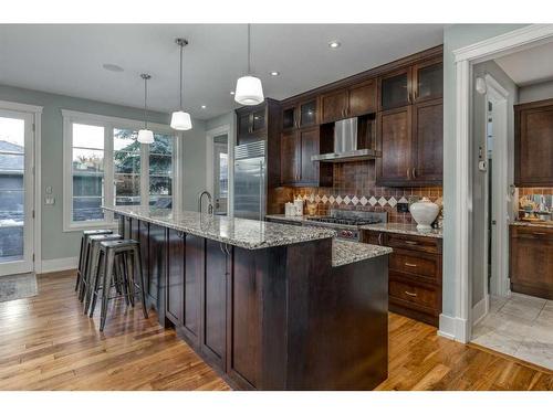 2824 12 Avenue Nw, Calgary, AB - Indoor Photo Showing Kitchen With Upgraded Kitchen