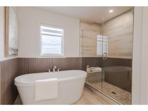 268 Belvedere Drive Se, Calgary, AB - Indoor Photo Showing Bathroom