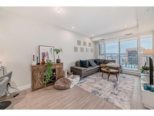 601-930 16 Avenue Sw, Calgary, AB - Indoor Photo Showing Living Room