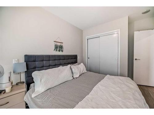 601-930 16 Avenue Sw, Calgary, AB - Indoor Photo Showing Bedroom