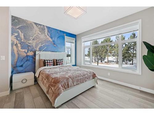 101-17 Mahogany Circle Se, Calgary, AB - Indoor Photo Showing Bedroom