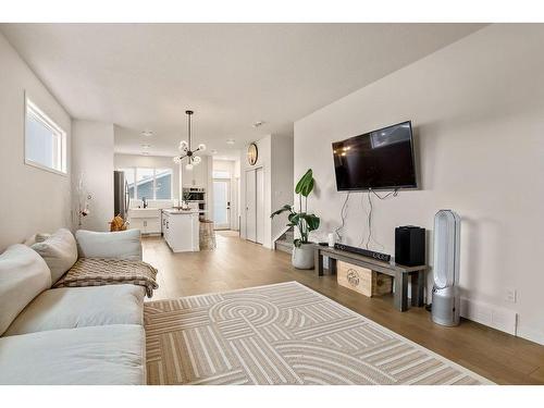 120 Seton Villas Se, Calgary, AB - Indoor Photo Showing Living Room