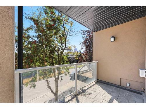 104-532 5 Avenue Ne, Calgary, AB - Outdoor With Balcony With Exterior