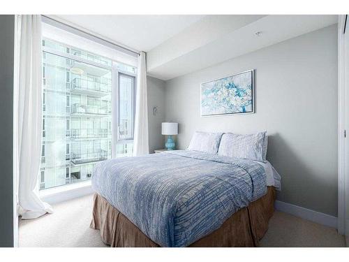 2105-1122 3 Street Se, Calgary, AB - Indoor Photo Showing Bedroom