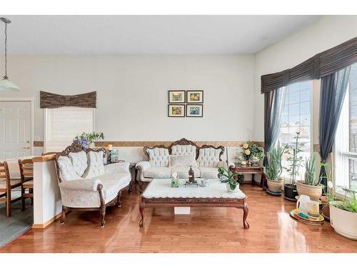 126 Saddlemead Road Ne, Calgary, AB - Indoor Photo Showing Living Room