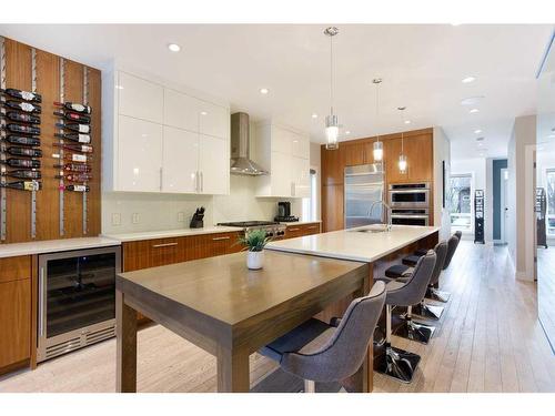 2614 21 Street Sw, Calgary, AB - Indoor Photo Showing Kitchen With Upgraded Kitchen