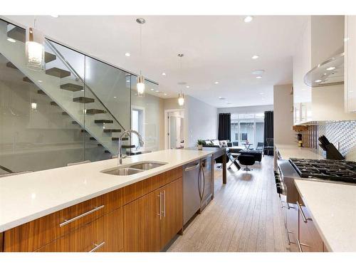 2614 21 Street Sw, Calgary, AB - Indoor Photo Showing Kitchen With Double Sink With Upgraded Kitchen