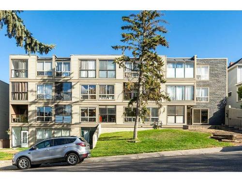 207-2130 17 Street Sw, Calgary, AB - Outdoor With Balcony With Facade