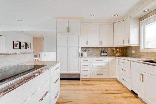 72 Canova Road Sw, Calgary, AB - Indoor Photo Showing Kitchen With Upgraded Kitchen