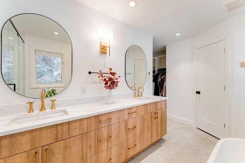 72 Canova Road Sw, Calgary, AB - Indoor Photo Showing Bathroom