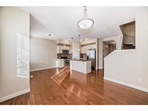 54 Sage Hill Common Nw, Calgary, AB - Indoor Photo Showing Kitchen