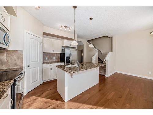 54 Sage Hill Common Nw, Calgary, AB - Indoor Photo Showing Kitchen With Upgraded Kitchen