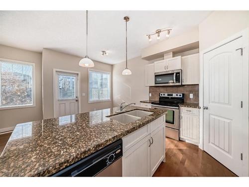 54 Sage Hill Common Nw, Calgary, AB - Indoor Photo Showing Kitchen With Double Sink With Upgraded Kitchen