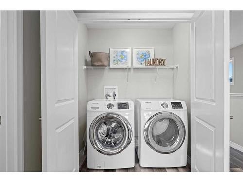 621 Masters Road Se, Calgary, AB - Indoor Photo Showing Laundry Room