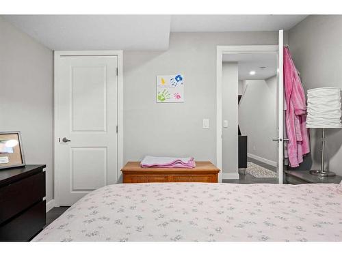 621 Masters Road Se, Calgary, AB - Indoor Photo Showing Bedroom