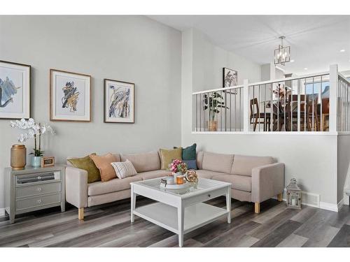 621 Masters Road Se, Calgary, AB - Indoor Photo Showing Living Room