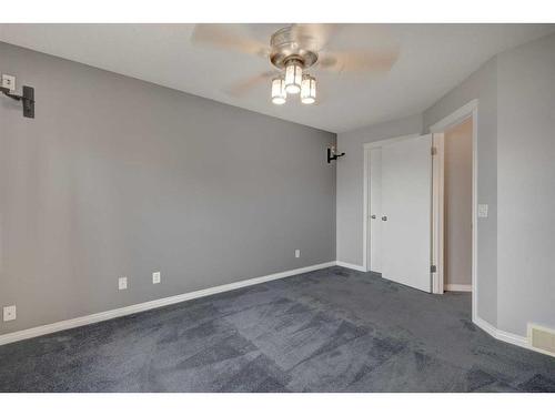 5 Prestwick Mount Se, Calgary, AB - Indoor Photo Showing Other Room